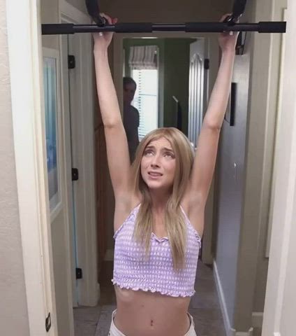 [MFF] Stepsis Wants To Grow Taller : video clip