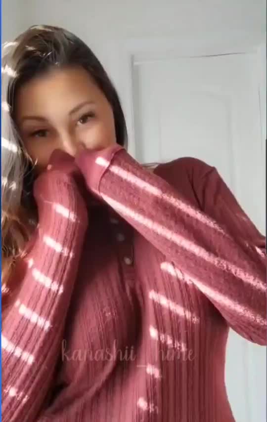 Comfy and cute type of day : video clip