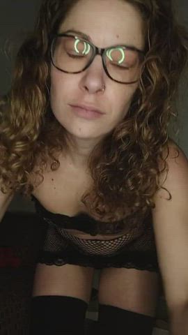A horny mom ready for breeding : video clip