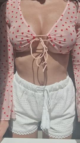 This sheer top draws alot of attention to my boobs : video clip