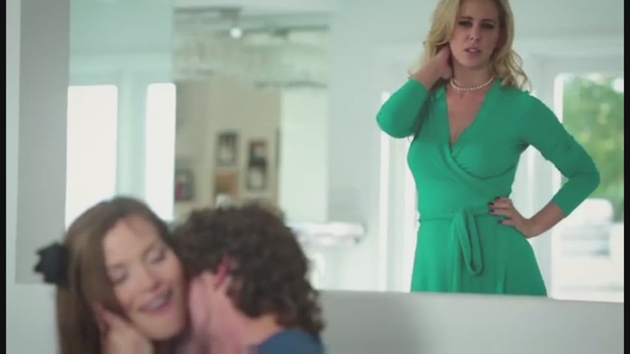 Karter Foxx, Cherrie Deville – The Mature Lure : video clip