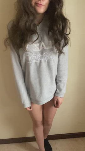 Does my 18y old body looks good? : video clip
