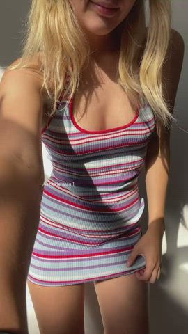 I don’t wear panties, hope that’s okay : video clip