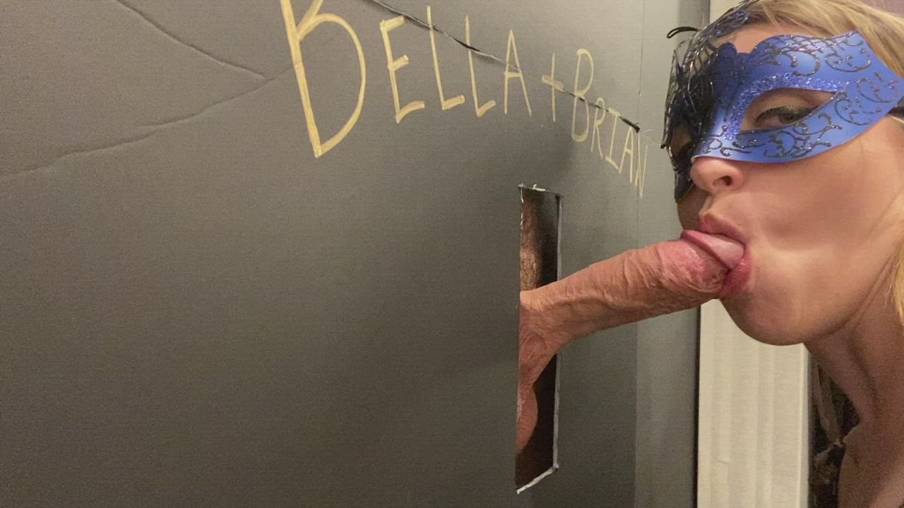 Gloryhole bwc with facial / chest shot. : video clip