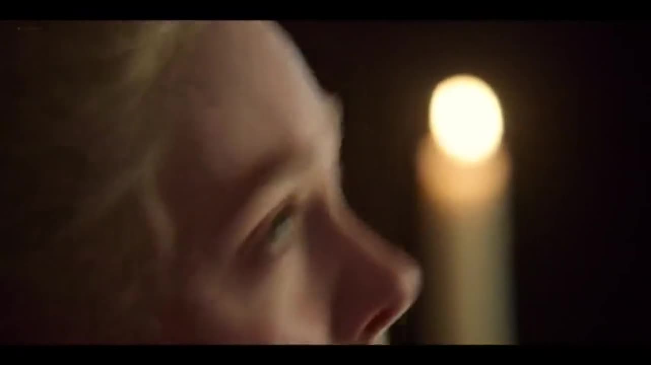 Elle Fanning's O-Face (The Great) : video clip