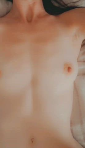 I'm pale everywhere : video clip