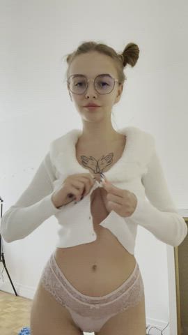 Would you fuck me even if my daddy is in the next room? : video clip