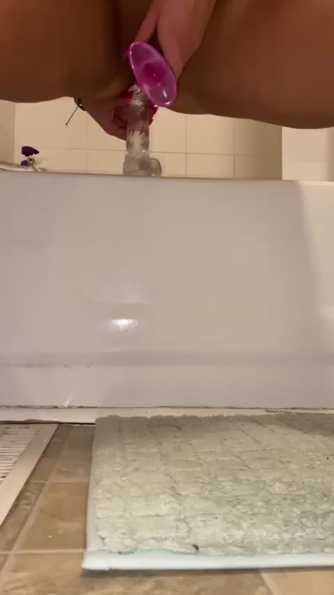 A good DP always makes me squirt 💦 : video clip