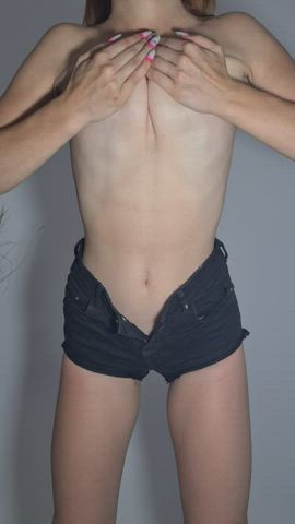 From 1 to 10 how you would rate my body? : video clip