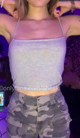 Do you like my pierced tits? : video clip