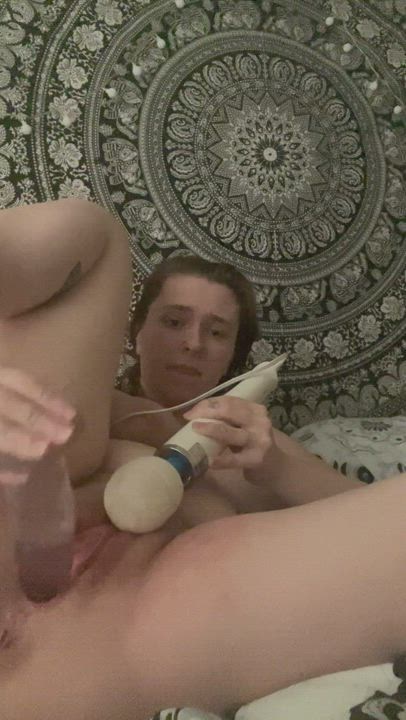 Grip so tight it’ll drain you : video clip