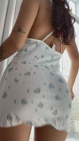 my holes are waiting for u : video clip
