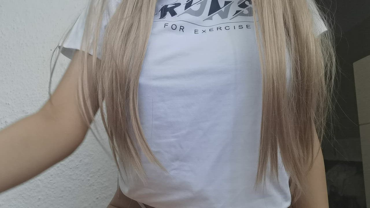 Do i hide them well? : video clip