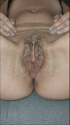 Hairy or Shaved? : video clip