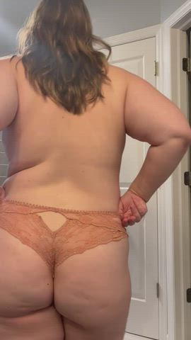 I need a face, cock, or even hand to sit on. I’m not picky, you choose 😉 : video clip