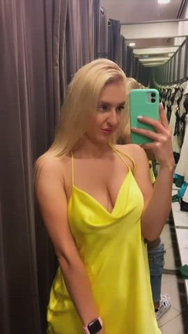 shopping is too boring.. I like it more to have some dirty fun in the changing room hehe, anyone wanna join : video clip