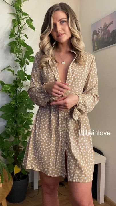 Do smaller body’s get your attention too? 💕 : video clip