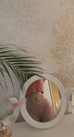 Just looking somewhere to sit down : video clip
