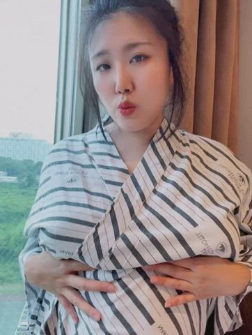 striping special Japanese pajamas! : video clip