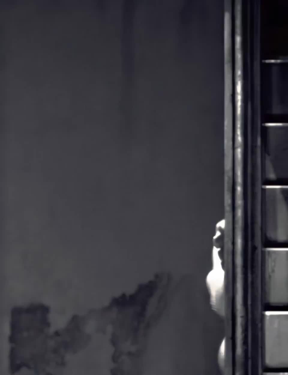 Carla Gugino - Sin City : video clip