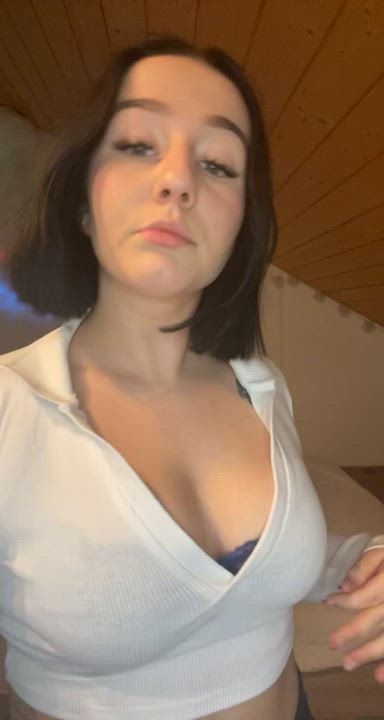 (18) Very insecure about my chubby body… Am I still fuckable? : video clip