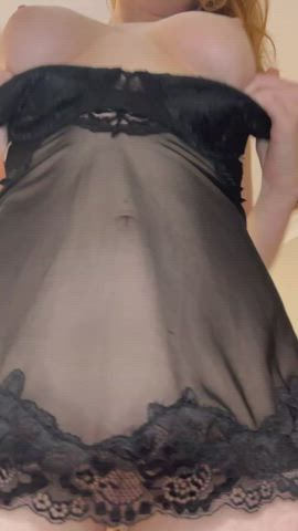Can I hypnotise you with my pussy? : video clip