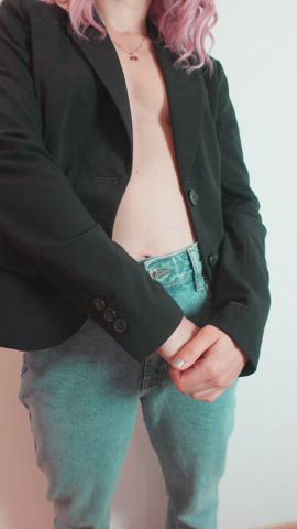 Would You Fuck A Mom That Is Born In 2000 : video clip