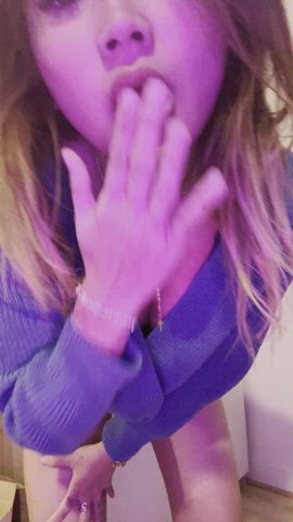 be honest, would you jerk off to me? : video clip
