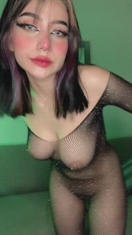 You’re an e girl addict, you just can’t get enough and the only way you’ll be able to please them is by edging endlessly : video clip
