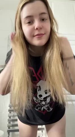 This pussy wasn’t made for pulling out of! : video clip