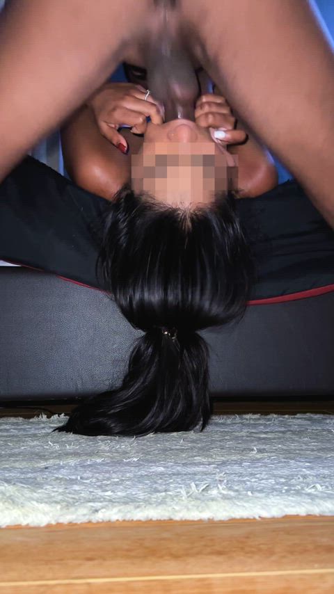 Keeping my mouth wide open for cock : video clip