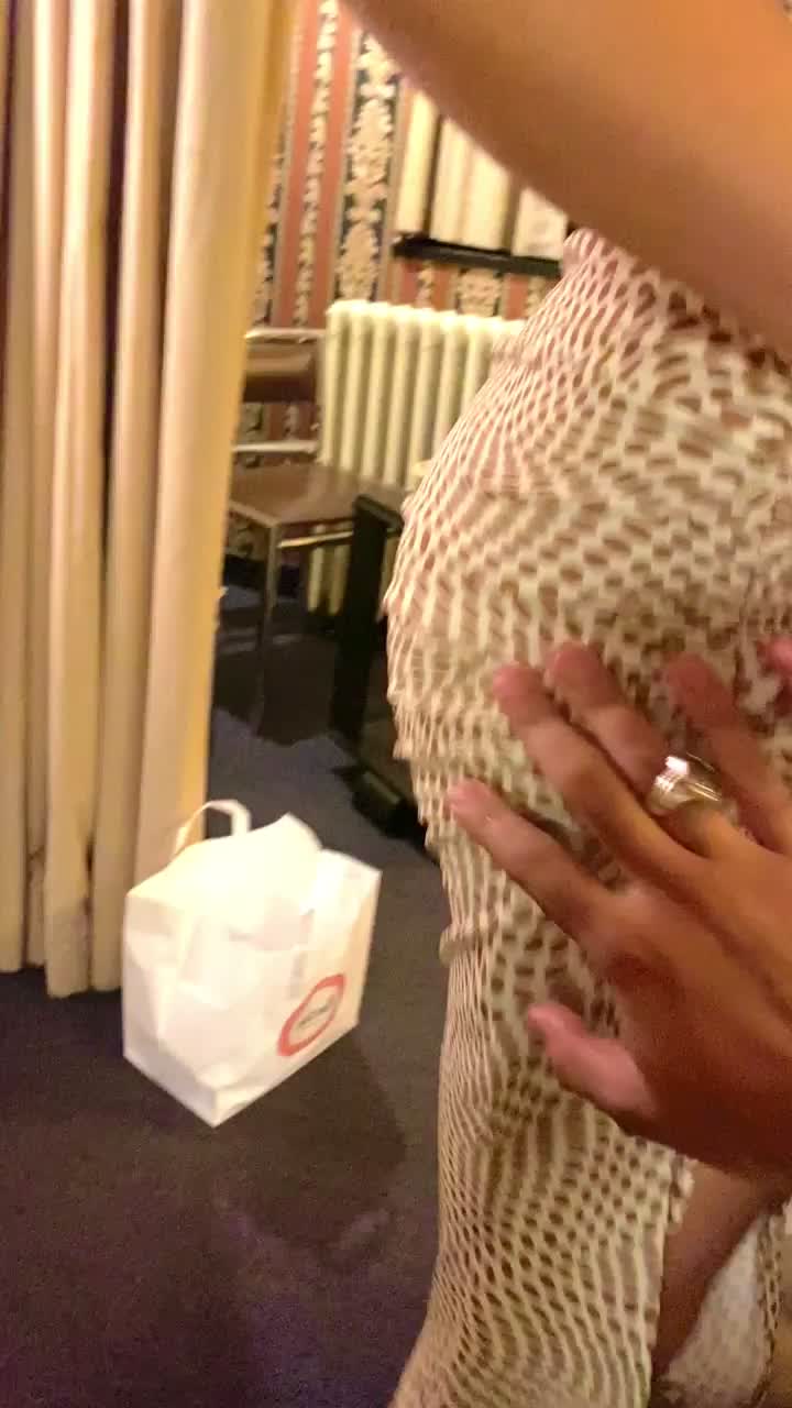 Wearing my favorite piece of jewelry to go out 🥰 : video clip