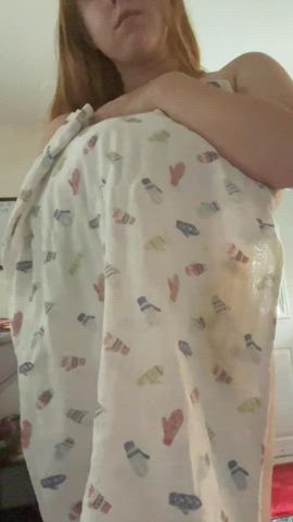 Not sure if I’m everyone’s definition of ‘curvy’ but here’s some love 😽❤️ : video clip