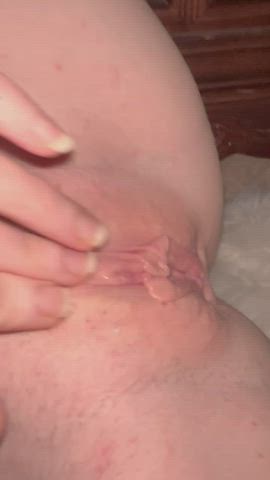 Up close wet pussy for your Monday ;) : video clip