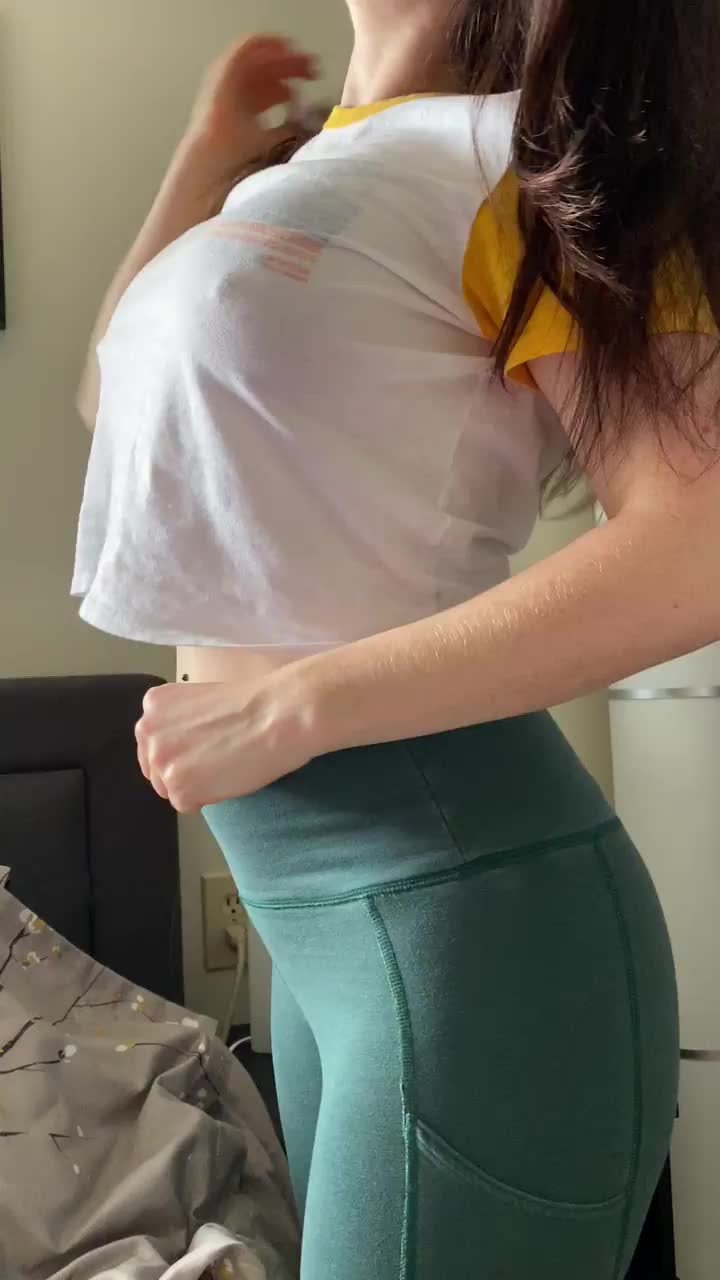 If you make me cum, you can fill me as many times as you want 😏 : video clip