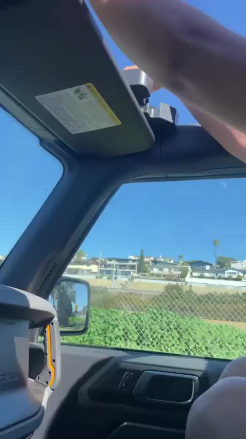 Love popping my head out of the sunroof! ;) : video clip