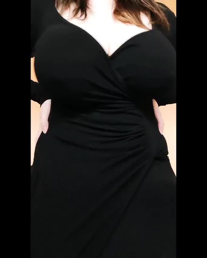 Bounce On/Off 💋 : video clip