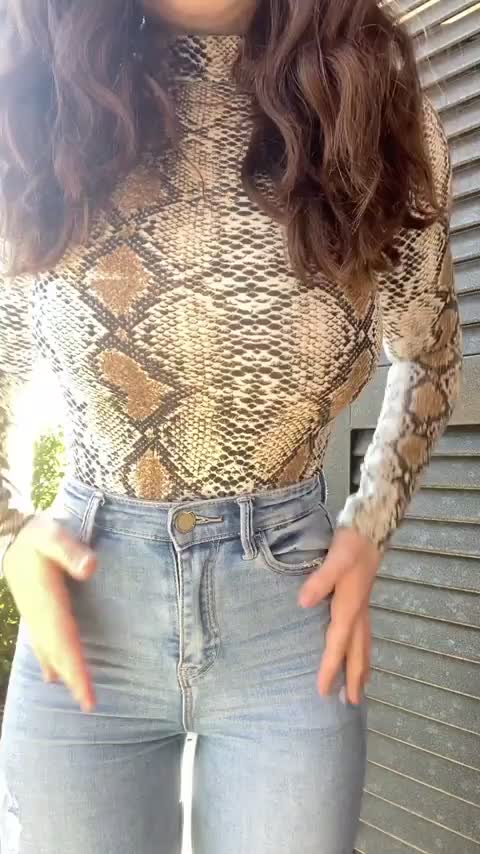can i wear this on our first date? : video clip