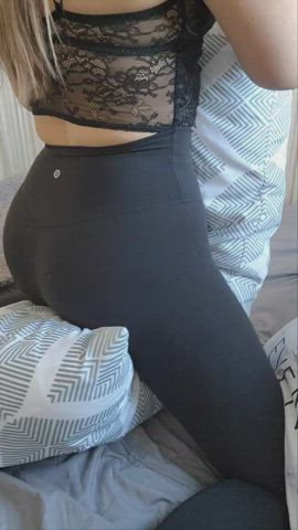 These hips need to be filled so badly! im dreaming of it! : video clip