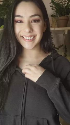 big titty hoodie reveal : video clip