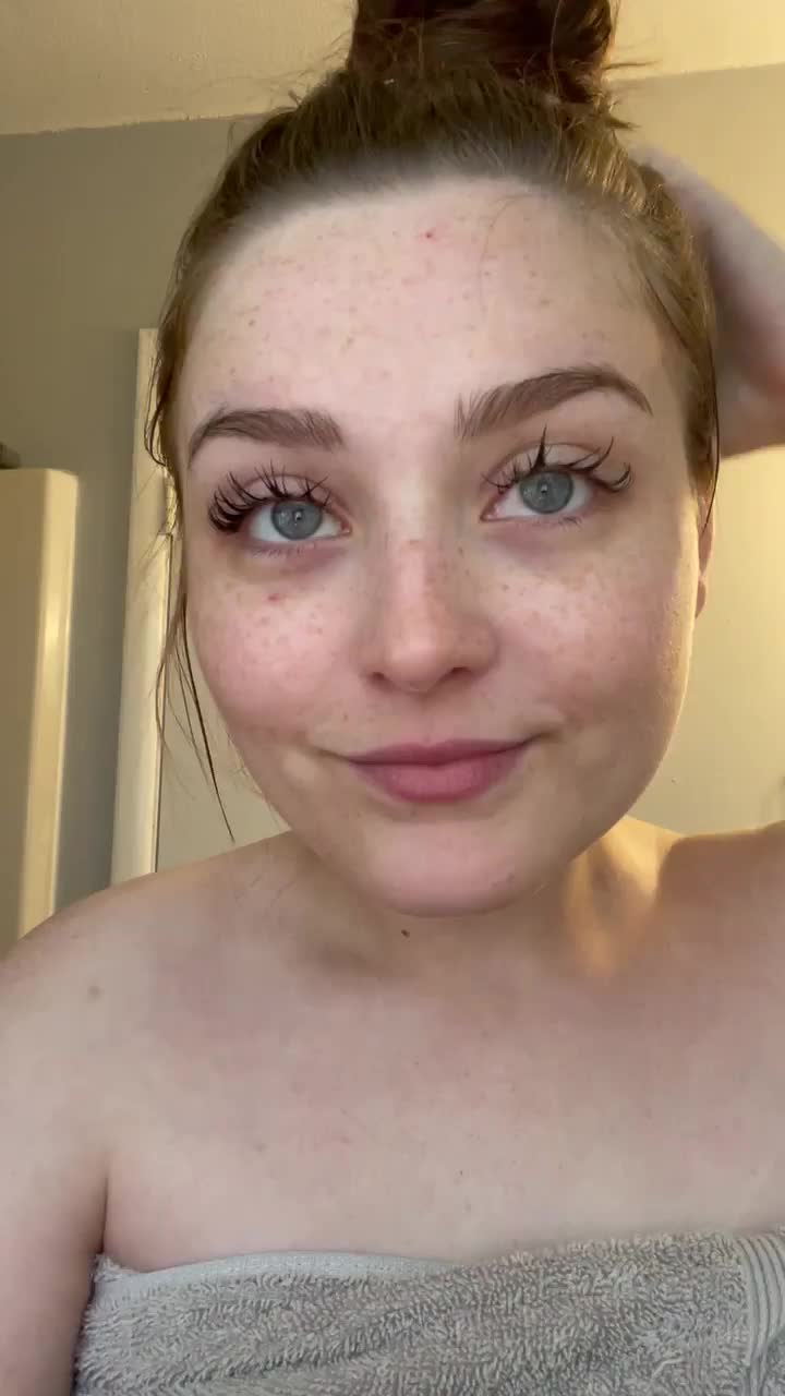 Can I persuade you to get me dirty again? 😌 [gif] : video clip