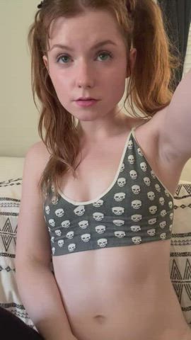 Titties aren’t much but I hope you think my pussy is cute 💕 : video clip