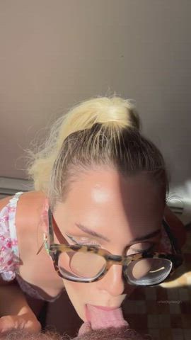 i look best with a cock in my mouth 😋 : video clip