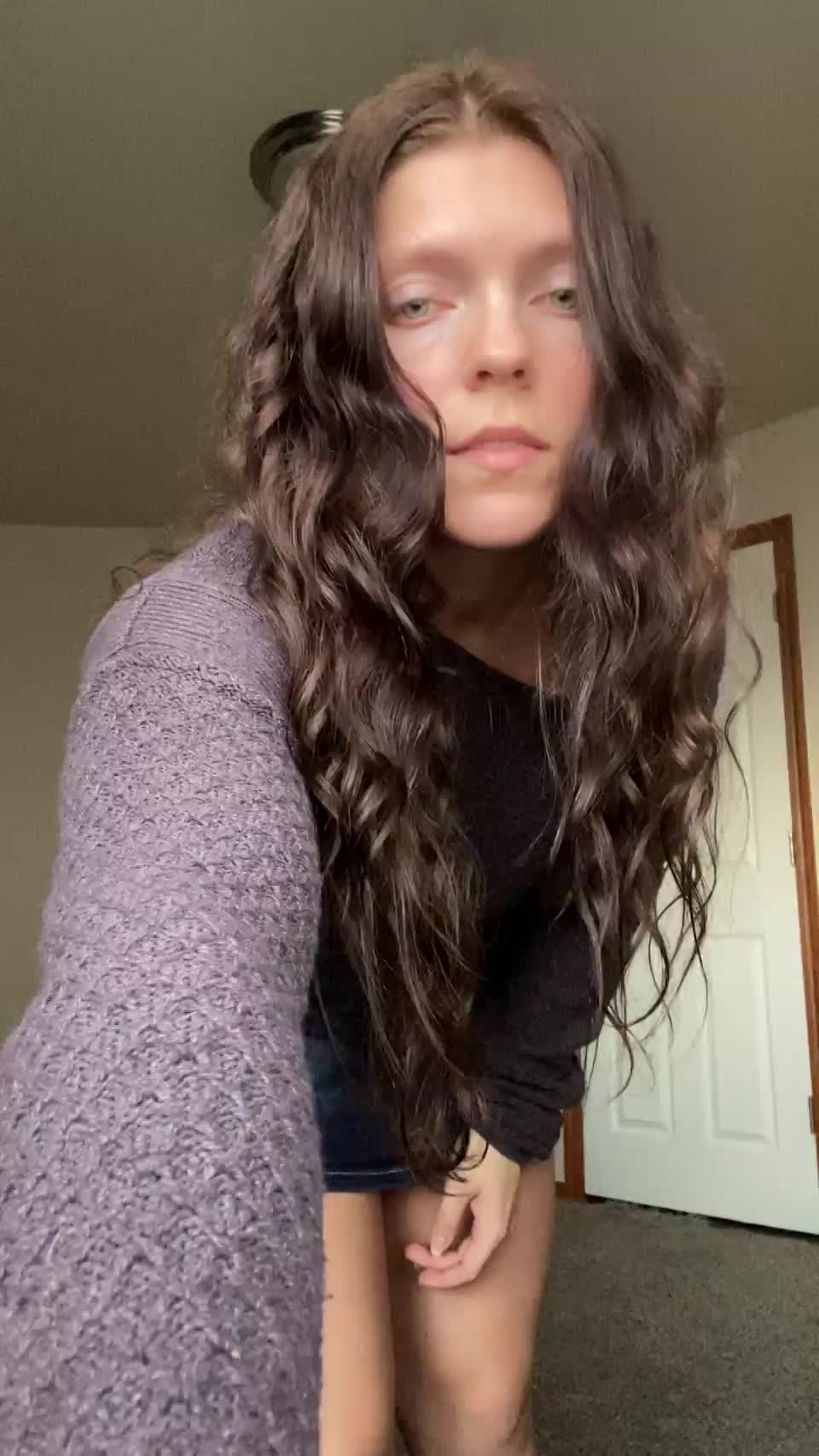 I'm begging for a creampie : video clip
