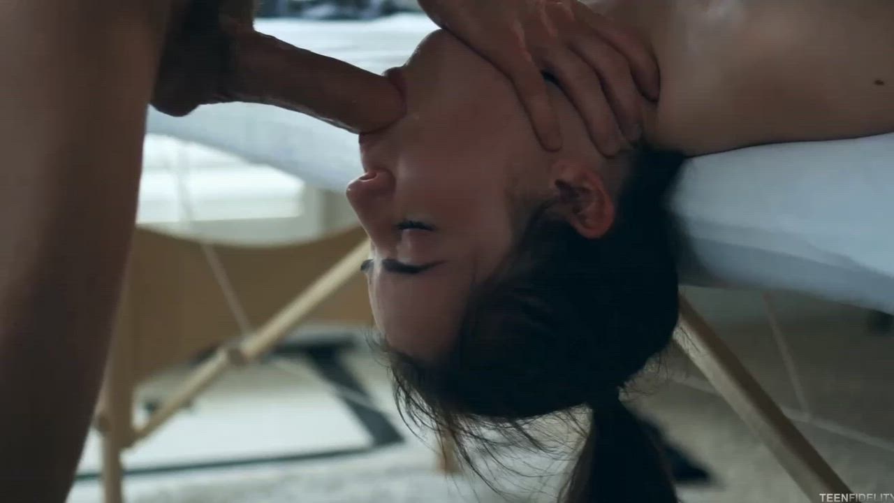 Upside down, eyes closed, mouth open : video clip