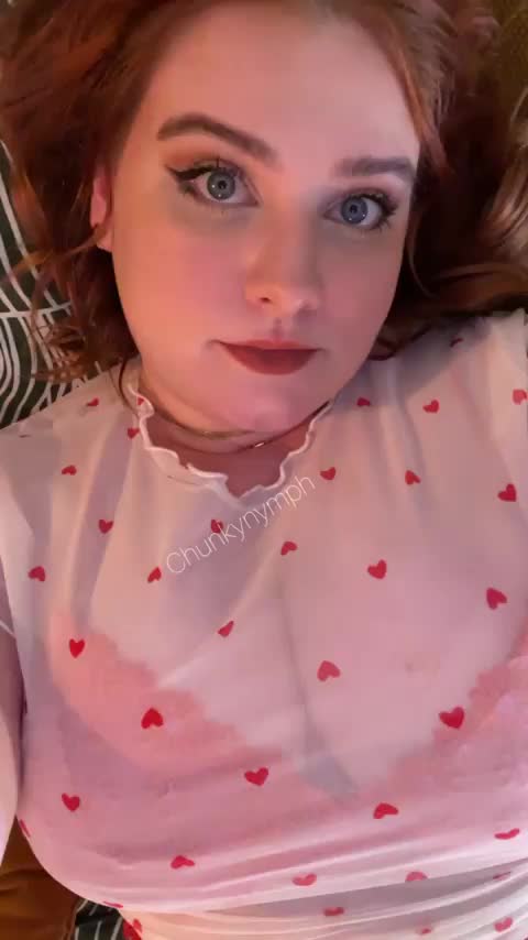 Hopefully you like my big pale G cups : video clip