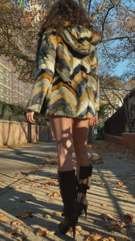 Would you be happy to see me on the street : video clip