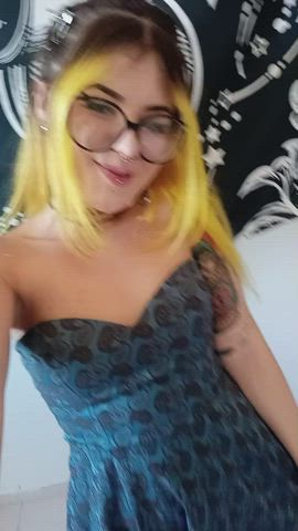 I also smile like this if you hit me hehehe : video clip