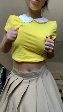 I’m a Girl Scout, come taste my goodies : video clip