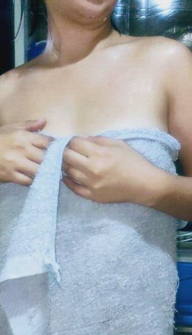 enjoy the freshly showered view, with added fresh milk : video clip